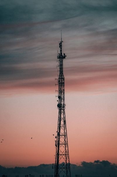 cell tower, single-cell tower, standing cell tower, purple and blue background