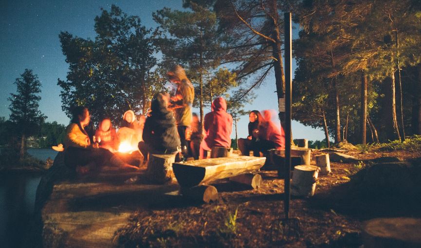 Camping, Group, Bonfire, Community, Campfire, Cottage, Church, Outdoors, Friend, Human, Flame, Forge